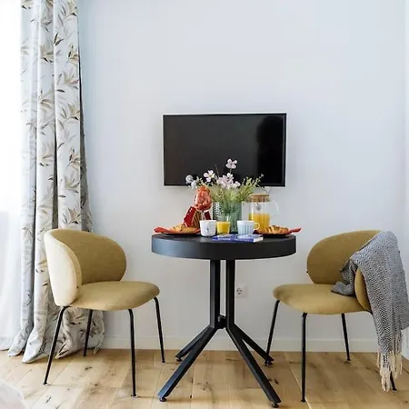 Le Bijou De Marilyn * Bükreş