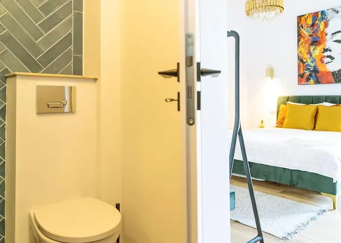 Le Bijou De Marilyn * Bukarest