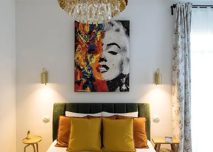 Le Bijou De Marilyn * Bukarest