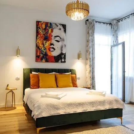 Le Bijou De Marilyn *